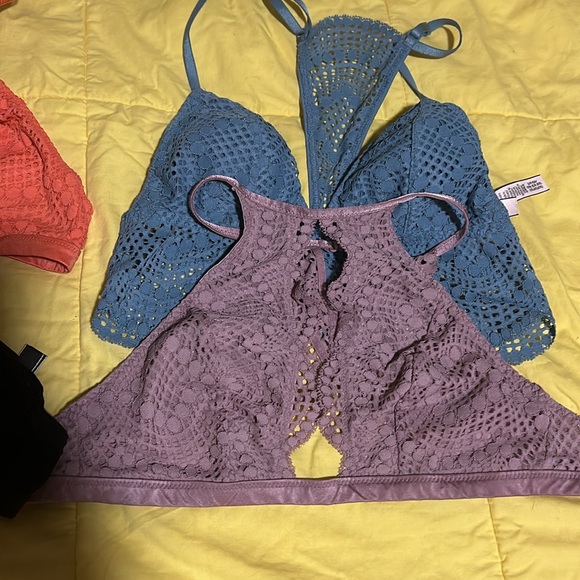 Set of 4- Victoria’s Secret Halter Bralette size Small - Picture 16 of 16